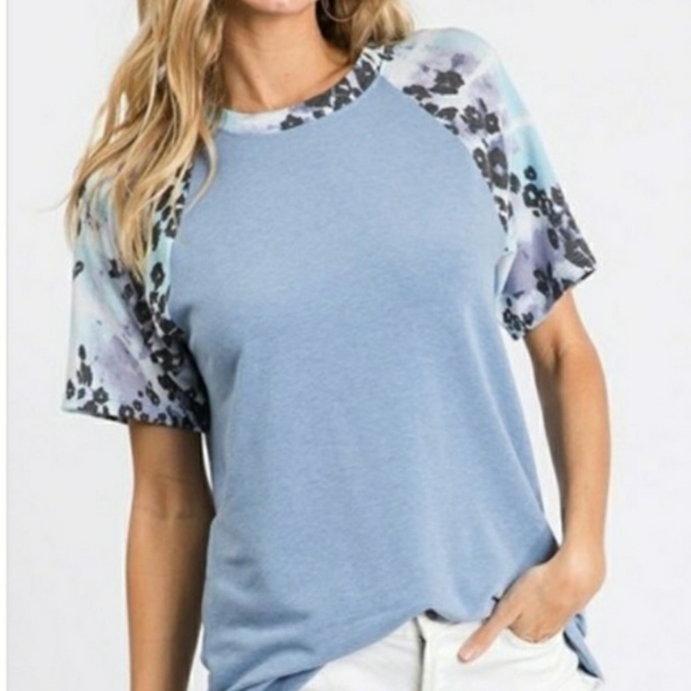 Powder Blue Color Block Short Sleeved Top - Picture 1 of 6